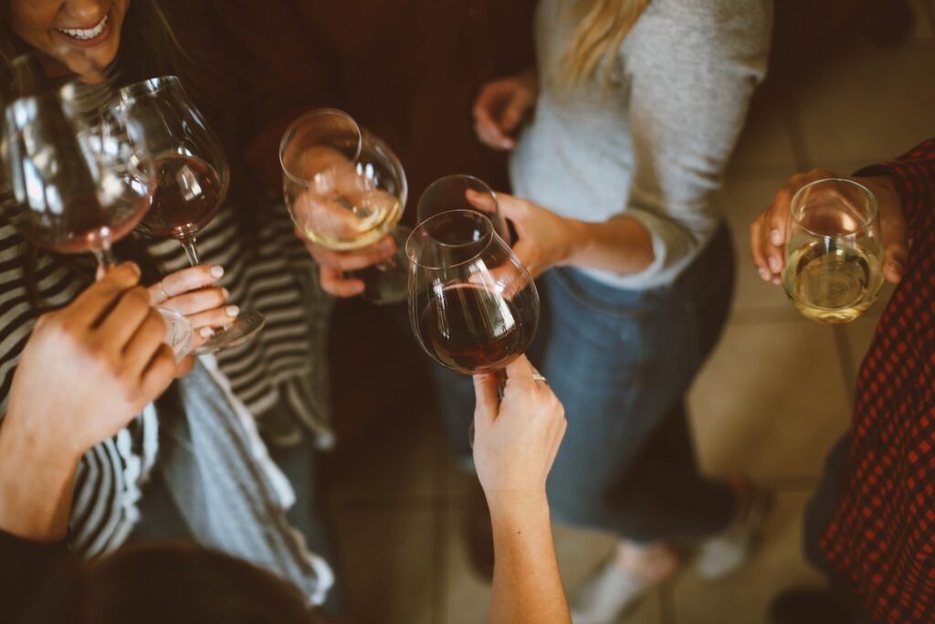 Wonderful Tips on How You Can Make the Most of an Office Holiday Party Holiday Party